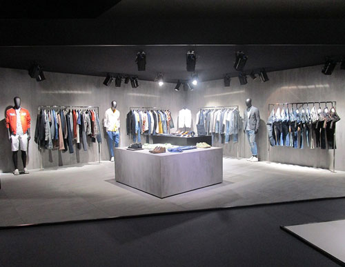 Inedito codice cromatico a Pitti Uomo 2017
